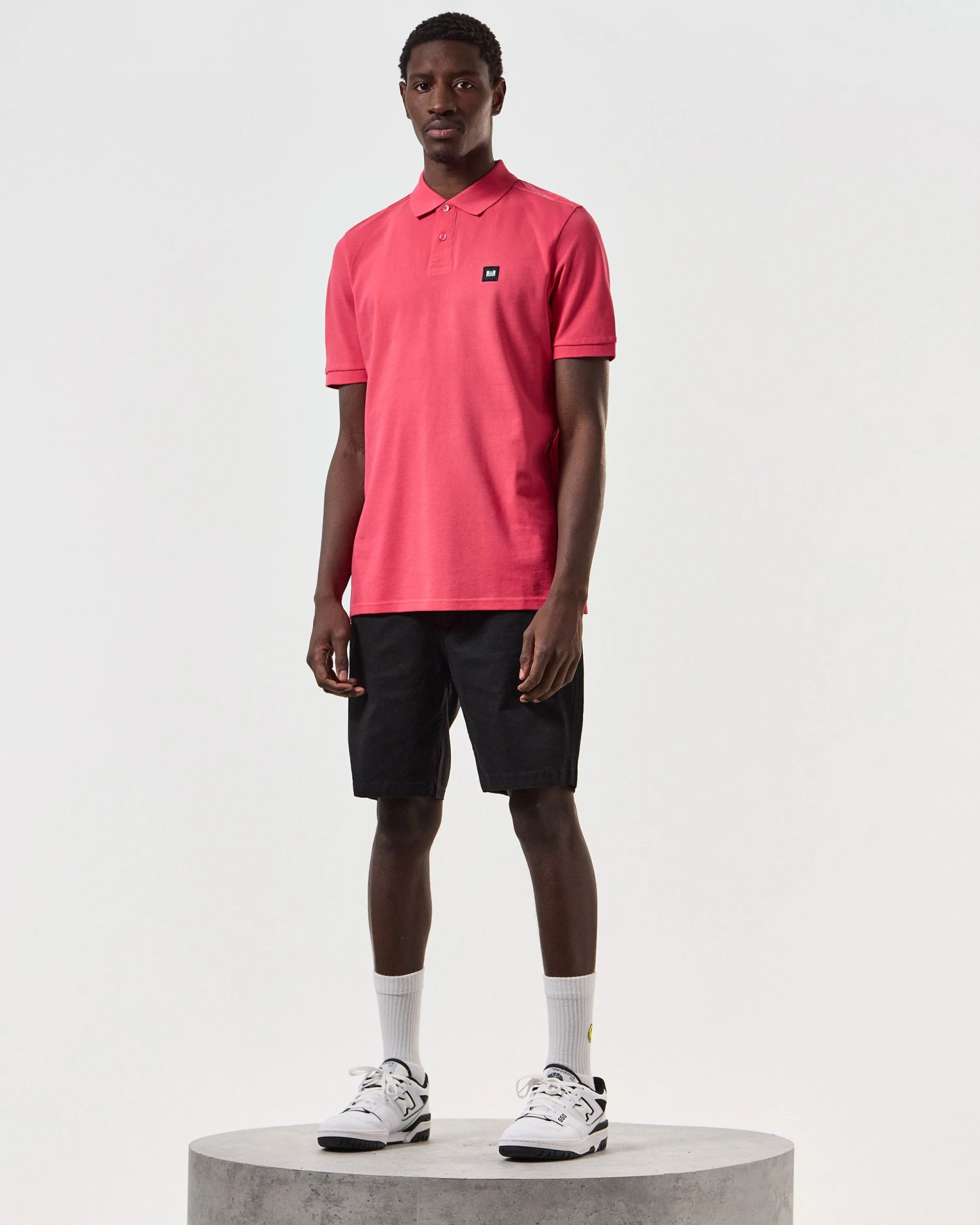 Weekend Offender Brant Polo Shirt Anthurium Pink - Image 2