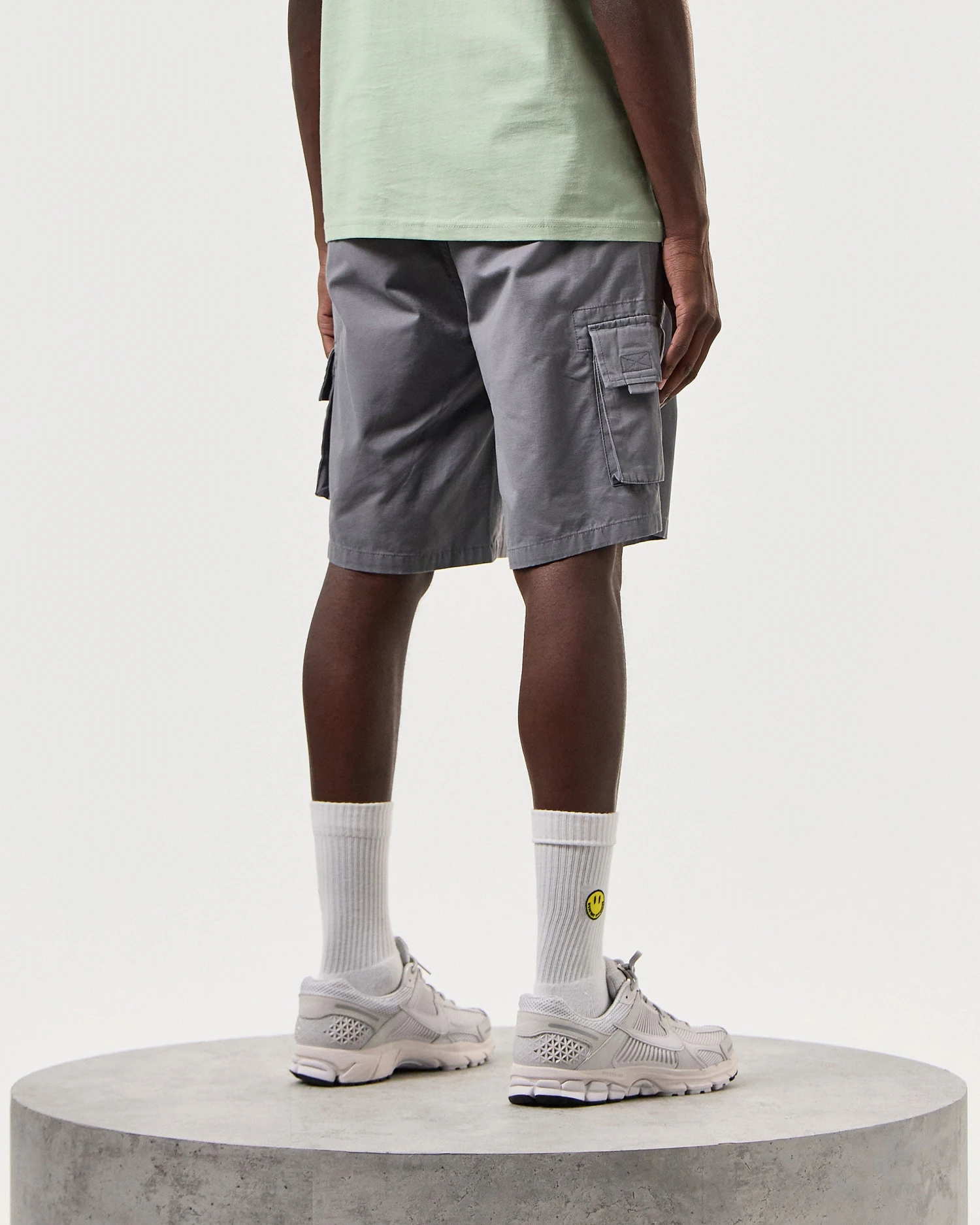 Weekend Offender Mascia Cargo Shorts Smokey Grey - Image 4