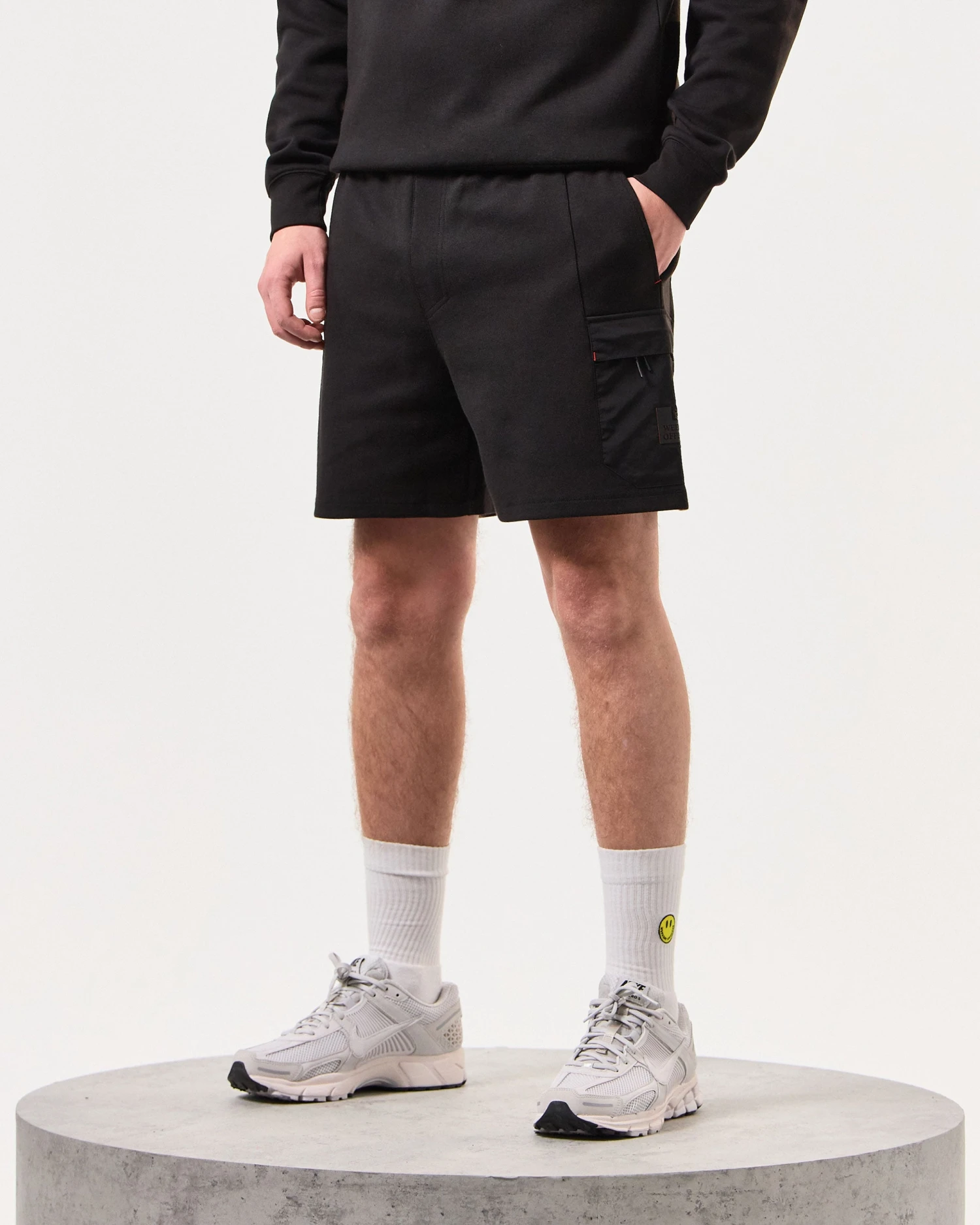 Weekend Offender Caleta Shorts Black - Image 3