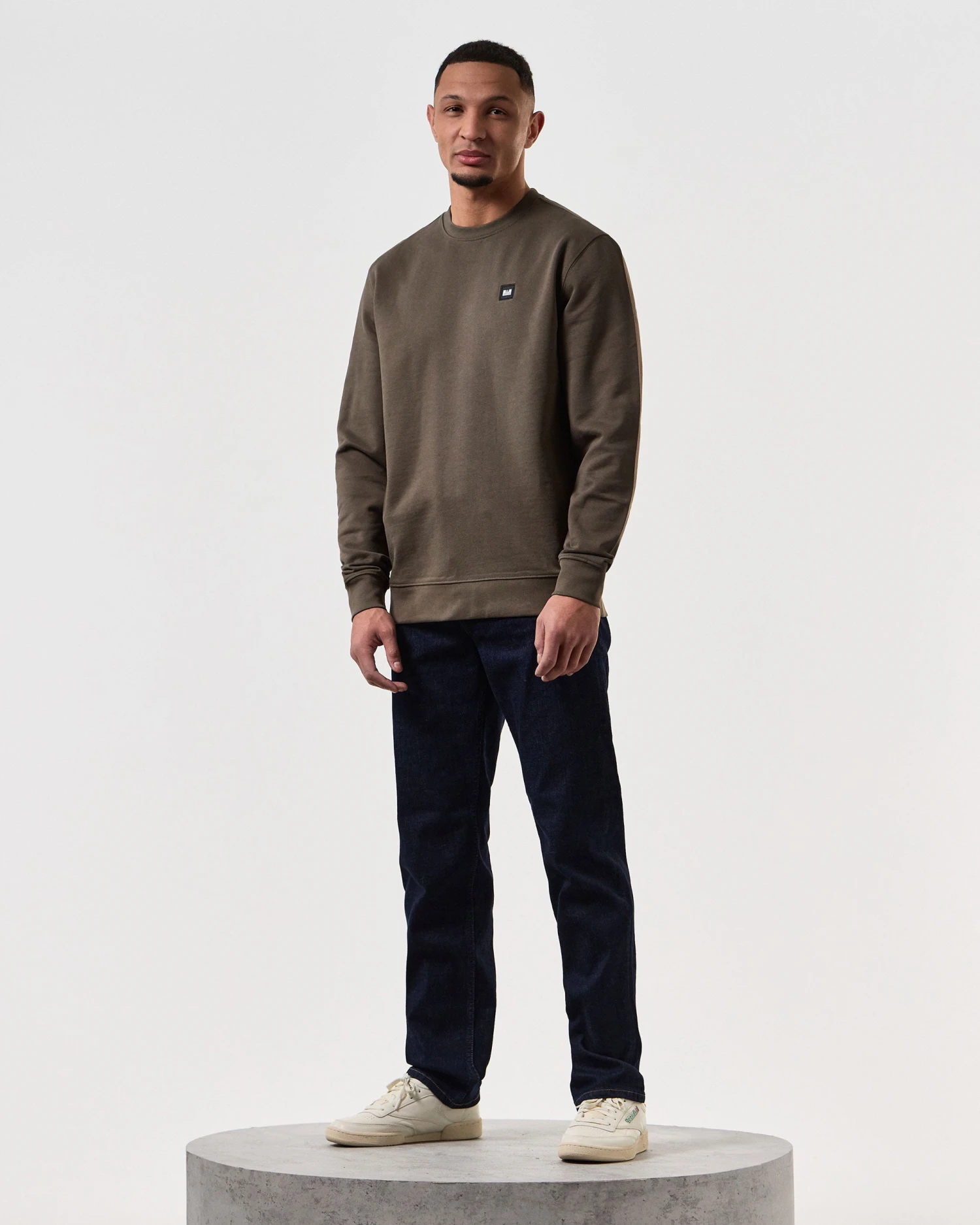 Weekend Offender Ferrer Sweatshirt Castle Green - Image 2