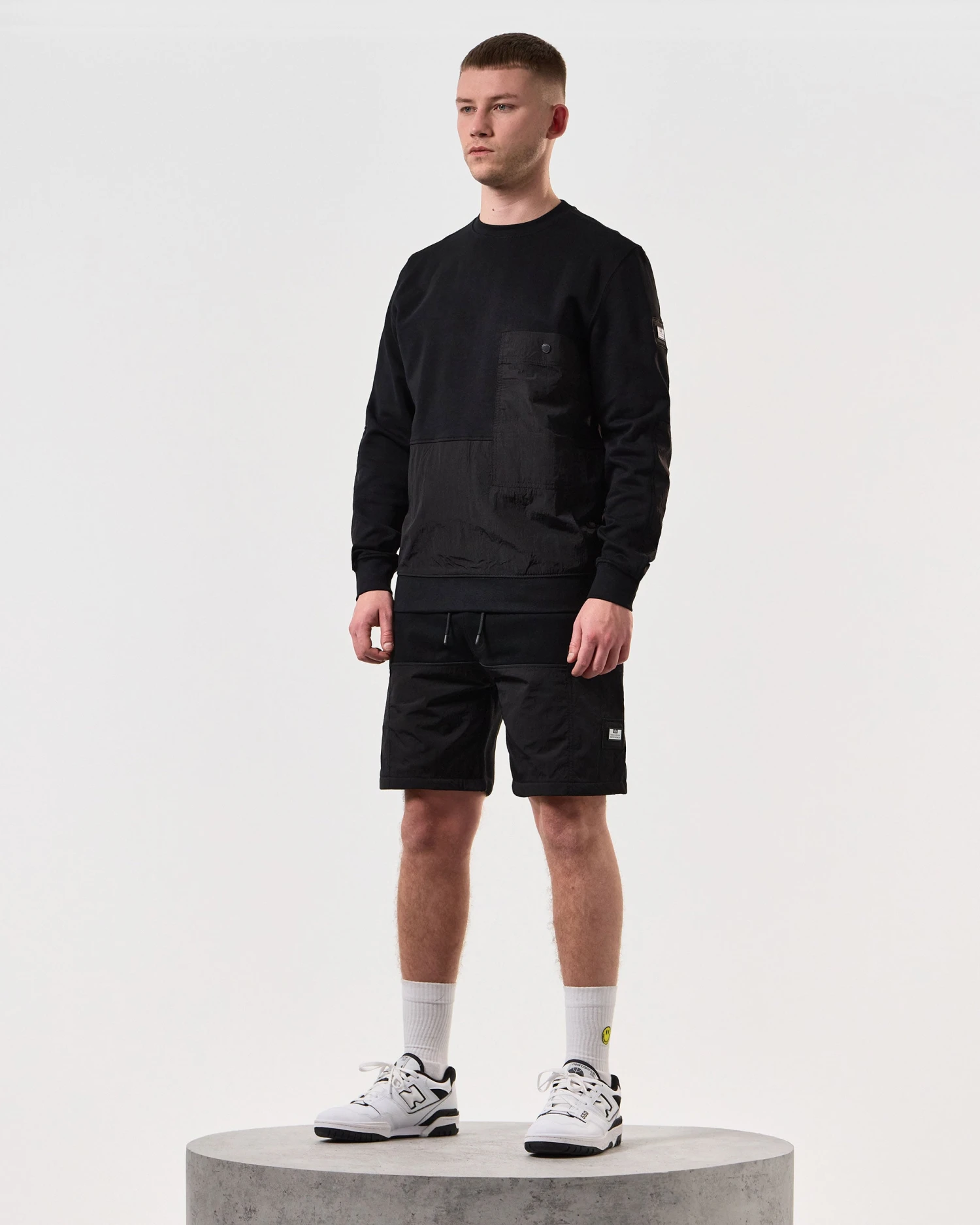 Weekend Offender Sirenko Pocket Sweatshirt Black - Image 2