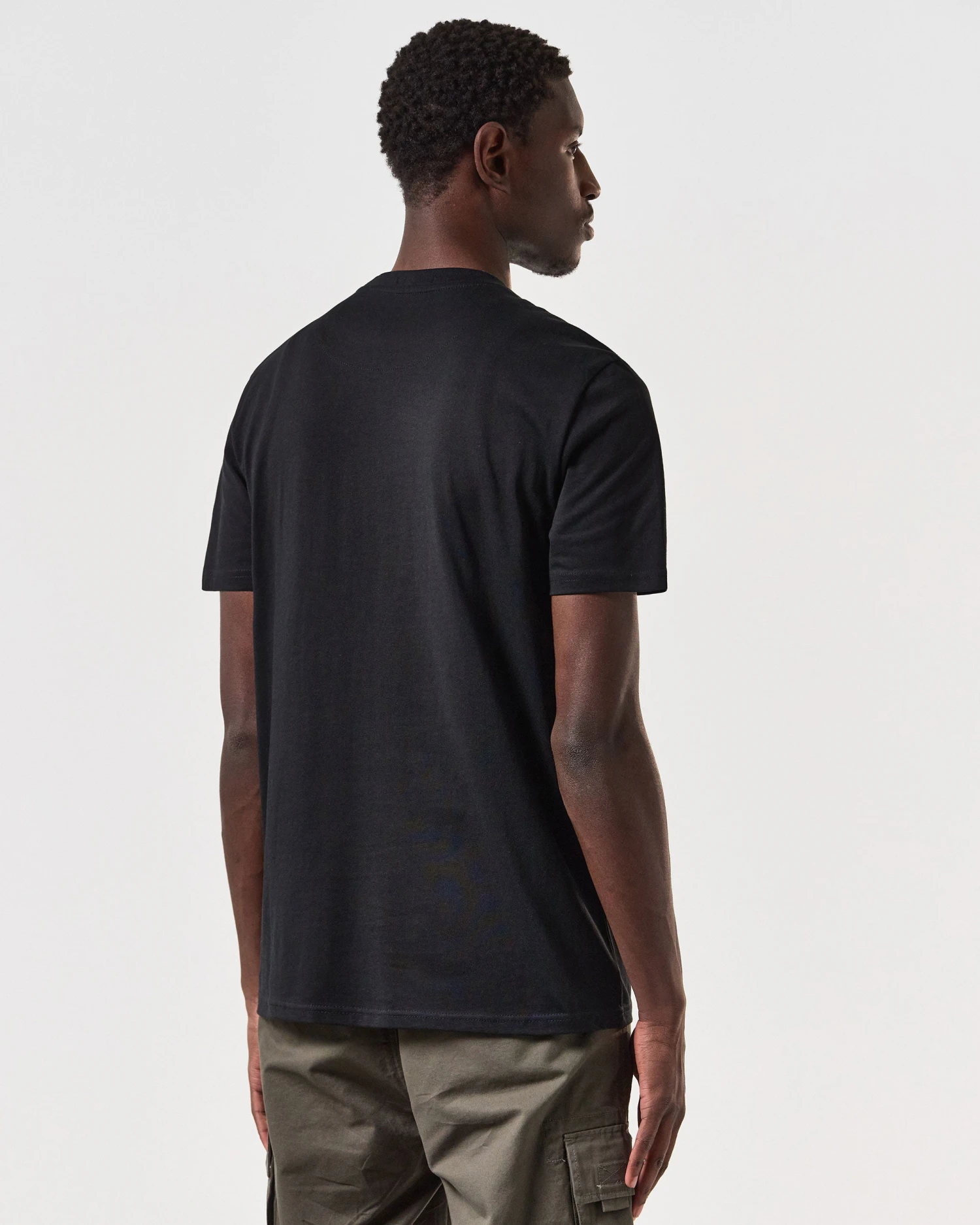 Weekend Offender Stiniva T-Shirt Black - Image 4