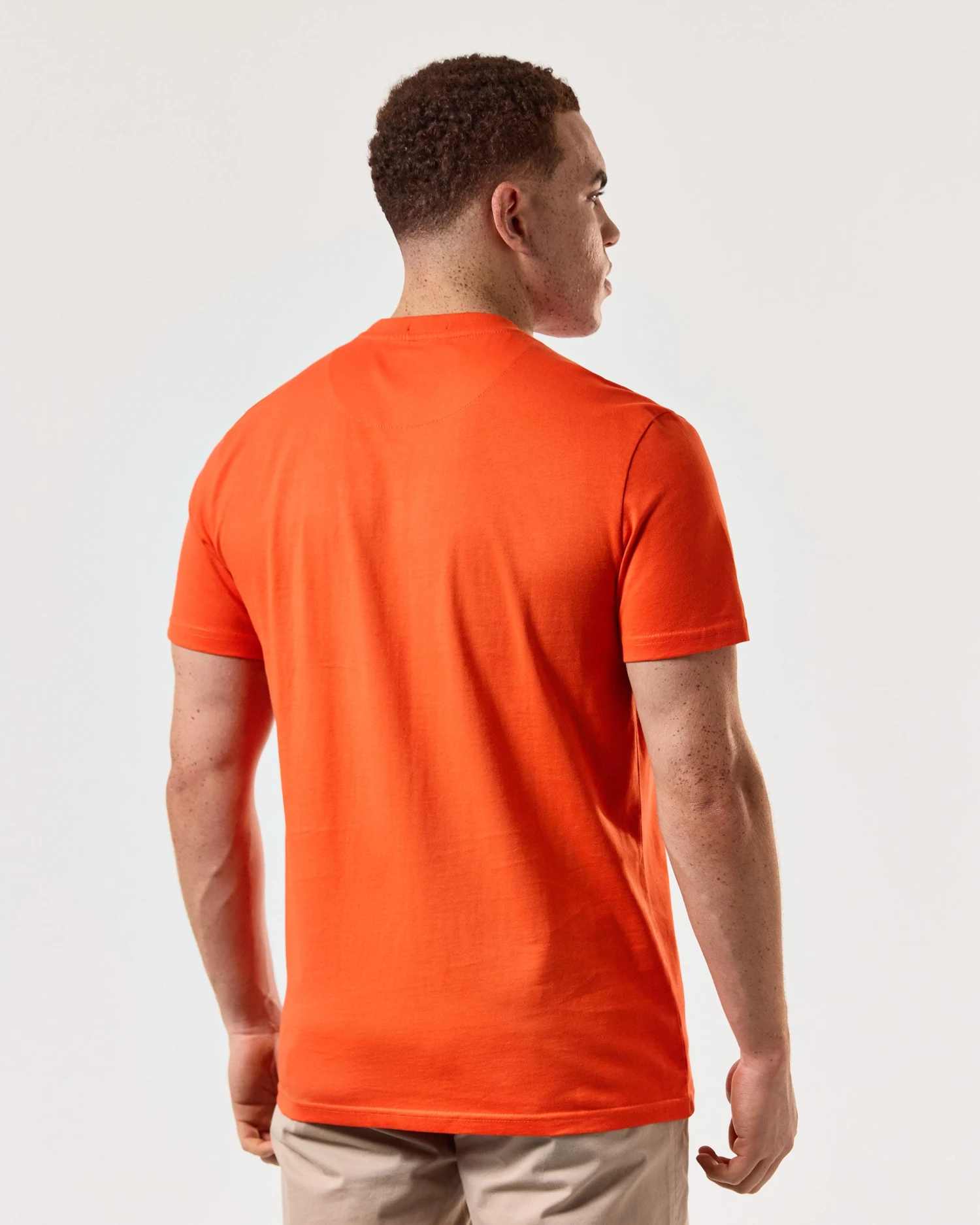 Weekend Offender Stiniva T-Shirt Pure Orange - Image 4